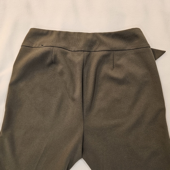 Soho Green Pant - Picture 4 of 4